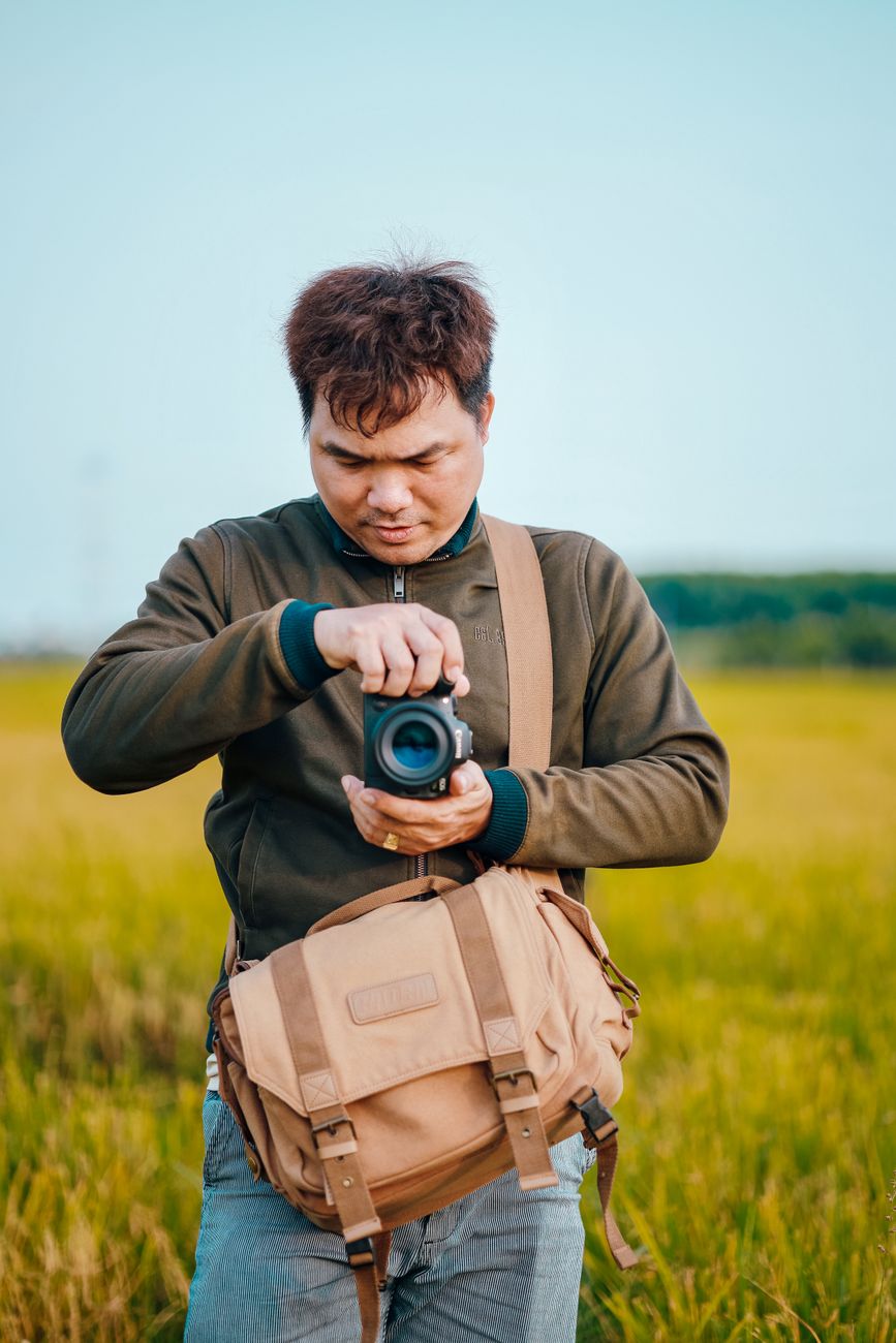 Field journalist portrait